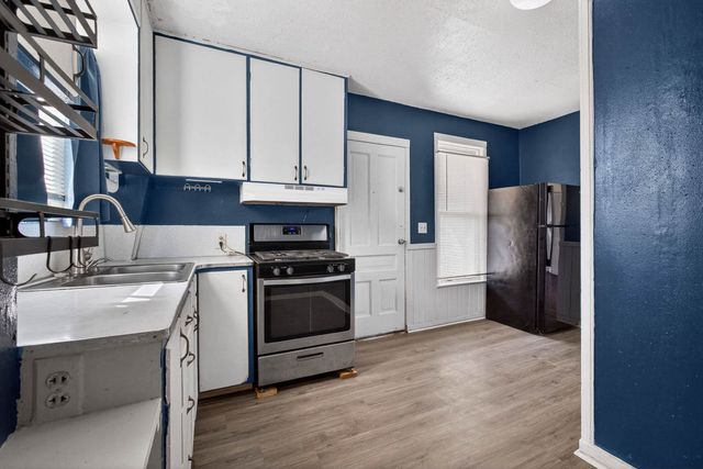 1935 N Sturdevant Street, Davenport, IA 52804