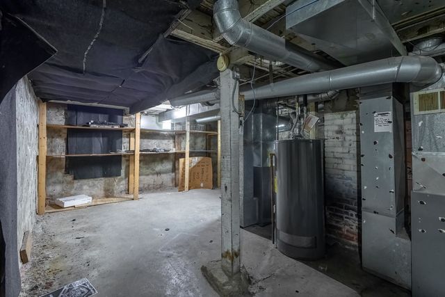 1935 N Sturdevant Street, Davenport, IA 52804