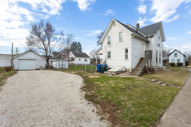 1935 N Sturdevant Street, Davenport, IA 52804