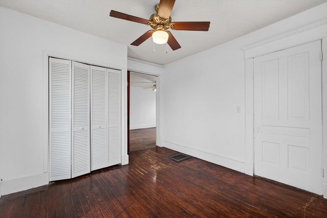 1935 N Sturdevant Street, Davenport, IA 52804