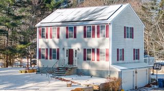 17 Fieldcrest Drive, East Bridgewater, MA 02333