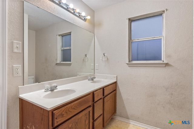 109 Vela Way, Little River Academy, TX 76554