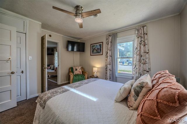 545 W Pierce Street, Lebanon, MO 65536