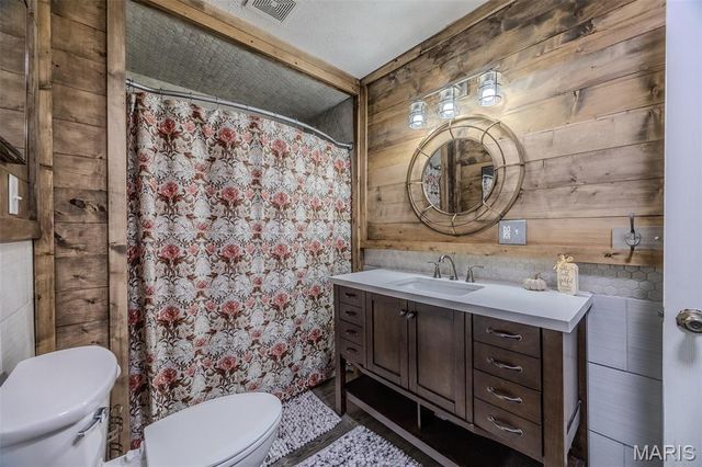 545 W Pierce Street, Lebanon, MO 65536