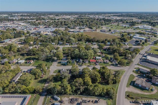 545 W Pierce Street, Lebanon, MO 65536