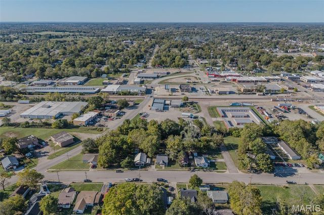 545 W Pierce Street, Lebanon, MO 65536