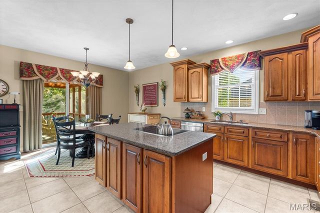 5 Timber Bluff Court, Glen Carbon, IL 62034