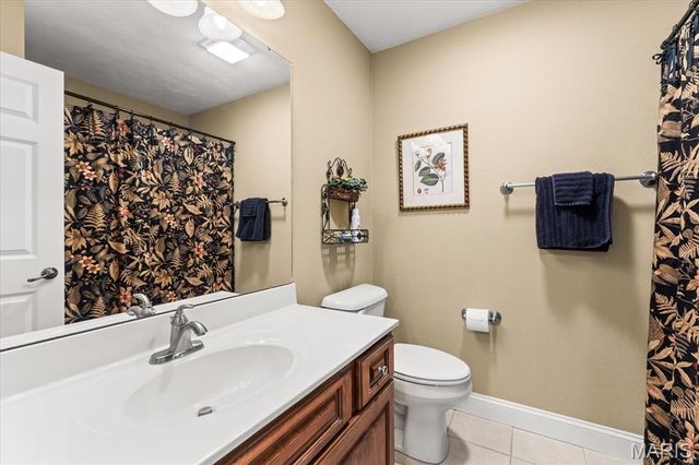 5 Timber Bluff Court, Glen Carbon, IL 62034
