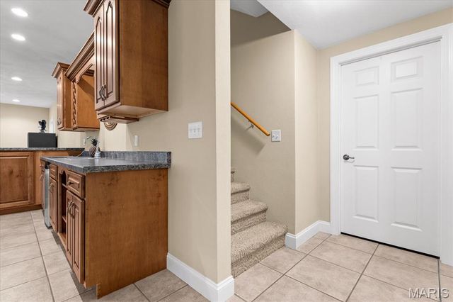 5 Timber Bluff Court, Glen Carbon, IL 62034