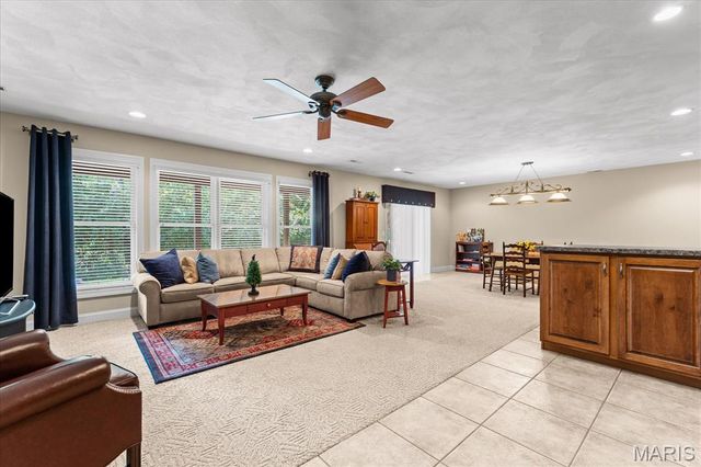 5 Timber Bluff Court, Glen Carbon, IL 62034