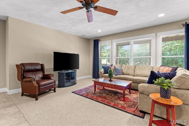 5 Timber Bluff Court, Glen Carbon, IL 62034
