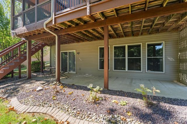 5 Timber Bluff Court, Glen Carbon, IL 62034
