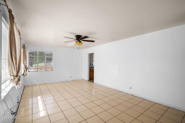 323 VIVIAN Drive, El Paso, TX 79915