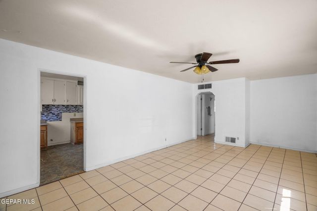 323 VIVIAN Drive, El Paso, TX 79915