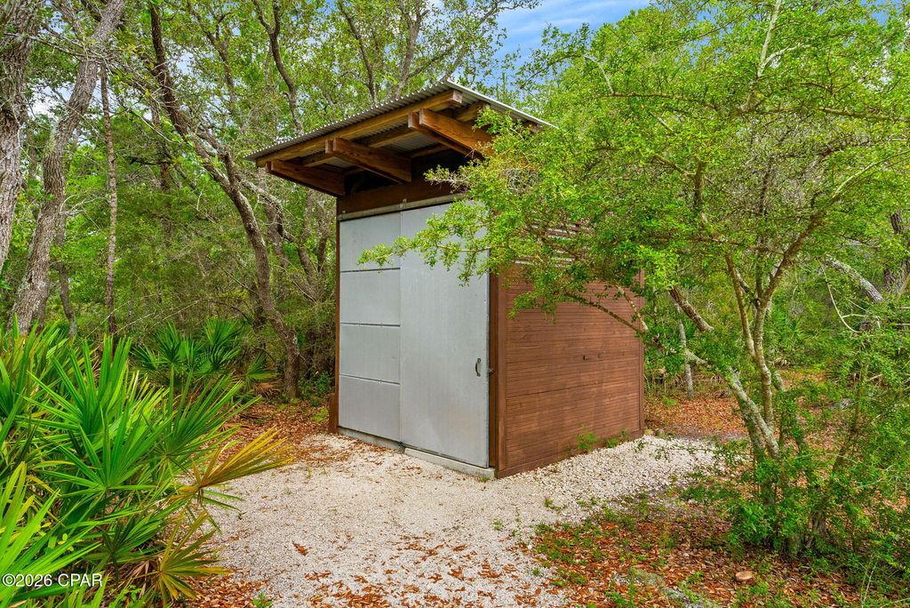 Image 104 of property listing at 6408 River Bluff Trail, Panama City Beach, FL 32413