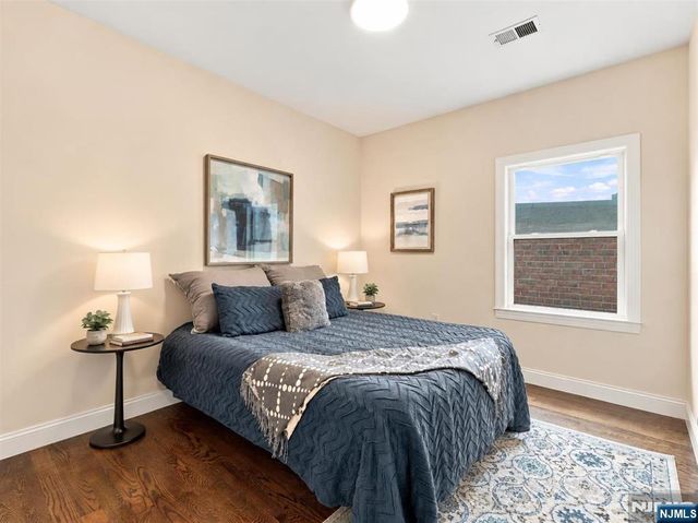 275 Pacific Avenue 2, Jersey City, NJ 07304