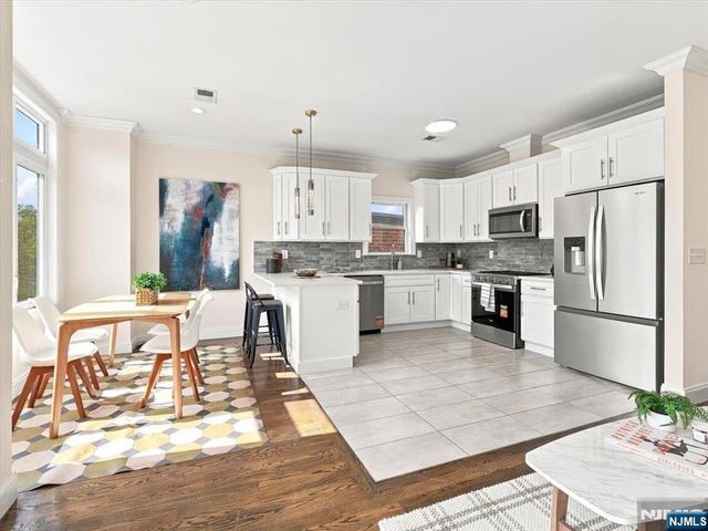 275 Pacific Avenue 2, Jersey City, NJ 07304
