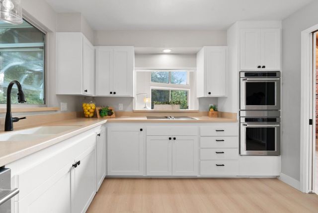 298 Vine Hill Road, Santa Cruz, CA 95065