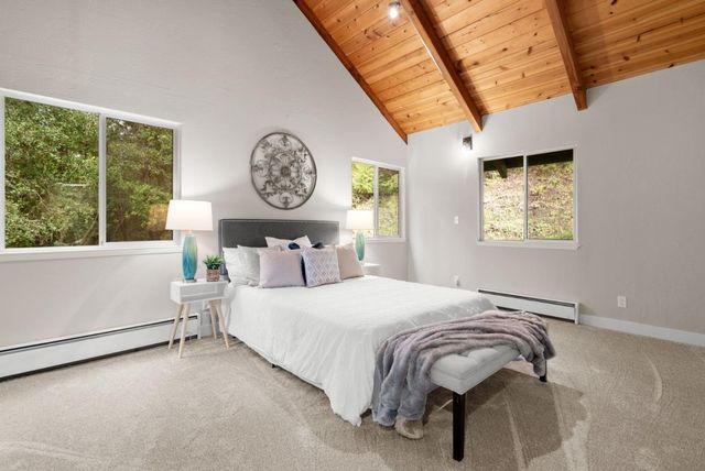 298 Vine Hill Road, Santa Cruz, CA 95065