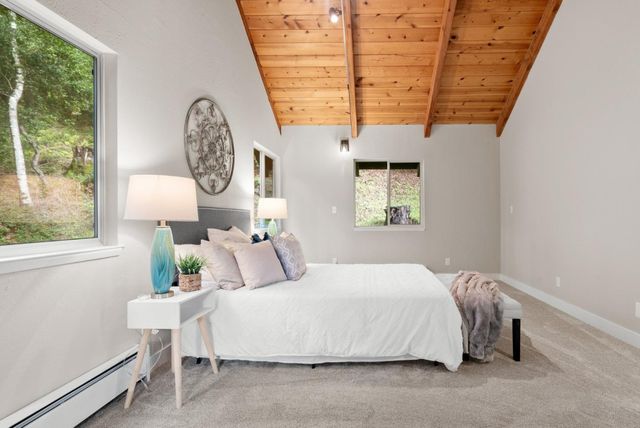 298 Vine Hill Road, Santa Cruz, CA 95065