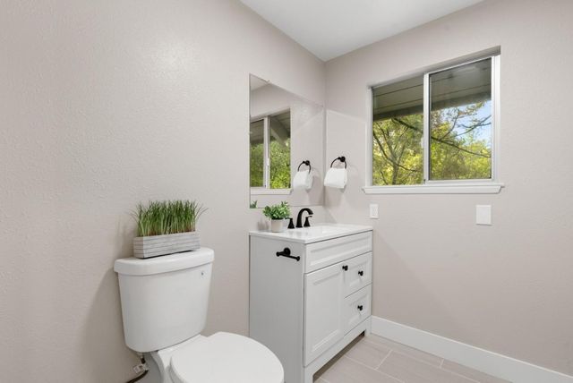 298 Vine Hill Road, Santa Cruz, CA 95065