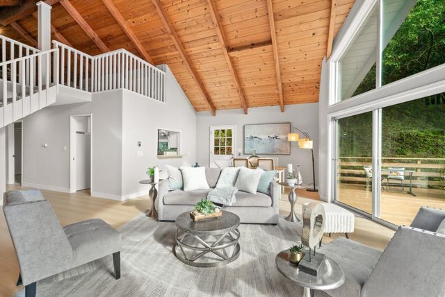 298 Vine Hill Road, Santa Cruz, CA 95065