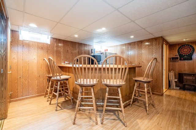 7368 Kubis Street, Westland, MI 48185