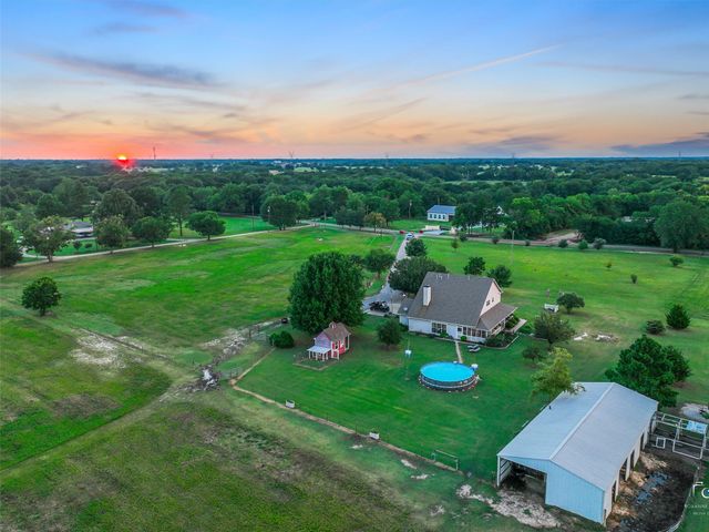 1880 County Road 2610, Bonham, TX 75418