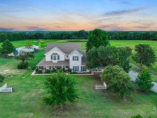 1880 County Road 2610, Bonham, TX 75418