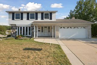 14749 Williamsburg Drive, Riverview, MI 48193