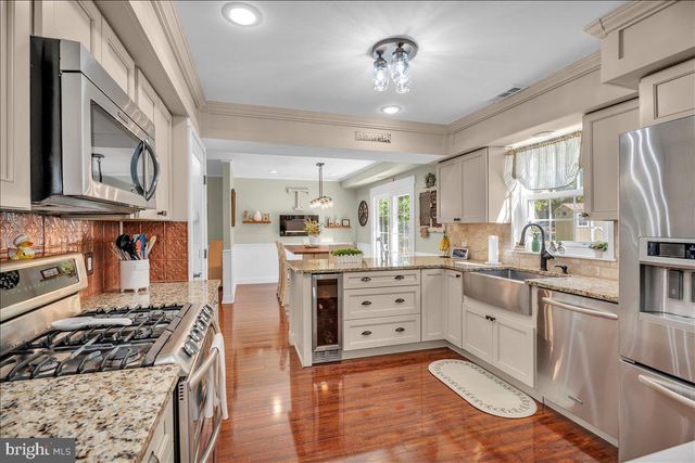 36 MILL RD, Shamong, NJ 08088