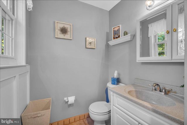 36 MILL RD, Shamong, NJ 08088