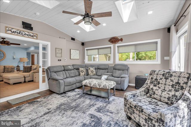 36 MILL RD, Shamong, NJ 08088