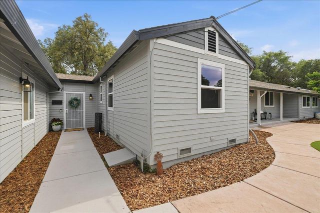 12400 Dry Creek Rd, Auburn, CA 95602