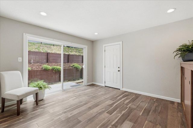 12400 Dry Creek Rd, Auburn, CA 95602
