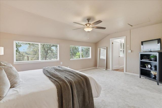 12400 Dry Creek Rd, Auburn, CA 95602