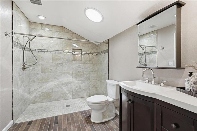12400 Dry Creek Rd, Auburn, CA 95602