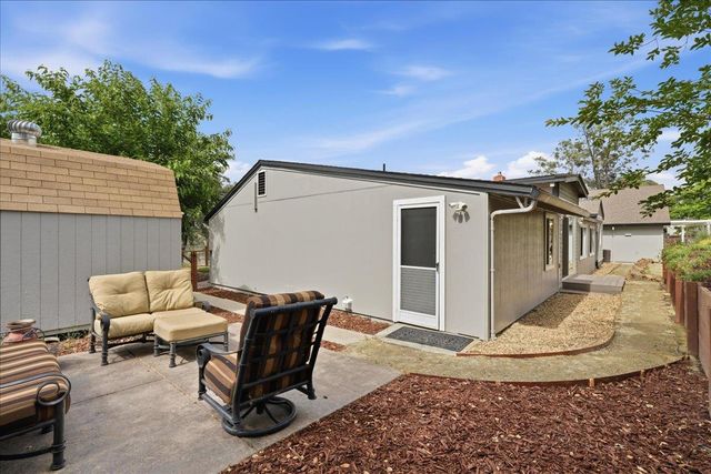 12400 Dry Creek Rd, Auburn, CA 95602
