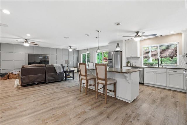 12400 Dry Creek Rd, Auburn, CA 95602