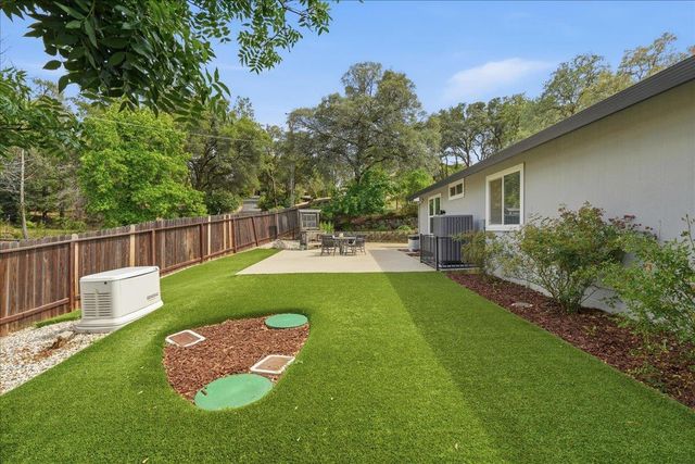 12400 Dry Creek Rd, Auburn, CA 95602