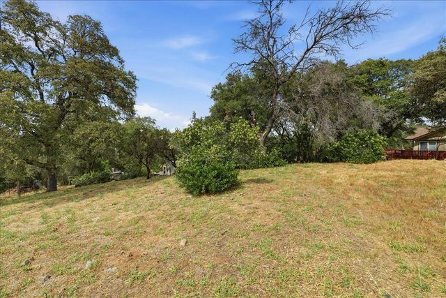 12400 Dry Creek Rd, Auburn, CA 95602