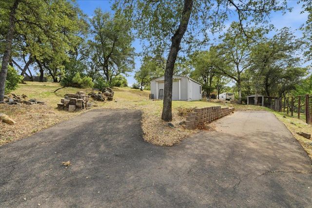 12400 Dry Creek Rd, Auburn, CA 95602