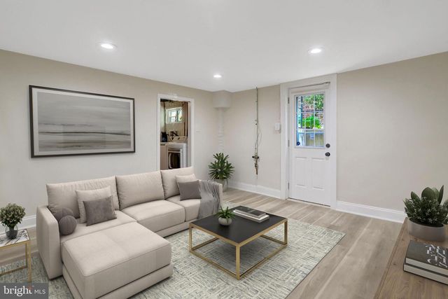 29 N BEDFORD ST, Arlington, VA 22201