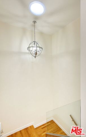 422 Smithwood Drive C, Beverly Hills, CA 90212