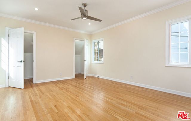 422 Smithwood Drive C, Beverly Hills, CA 90212