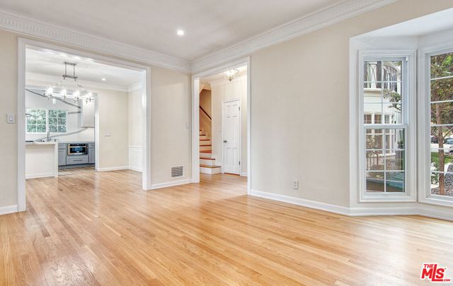 422 Smithwood Drive C, Beverly Hills, CA 90212