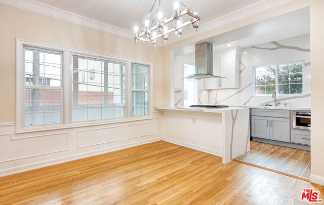 422 Smithwood Drive C, Beverly Hills, CA 90212