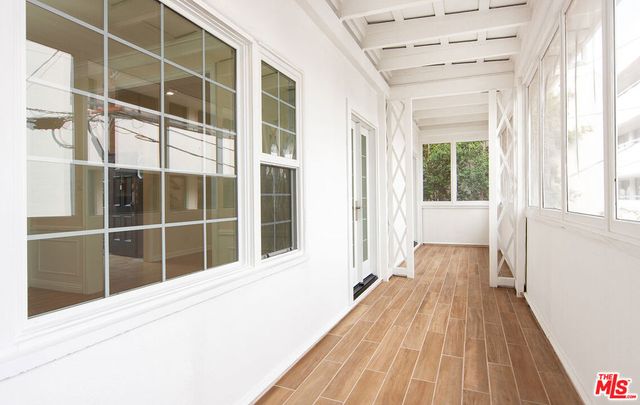 422 Smithwood Drive C, Beverly Hills, CA 90212