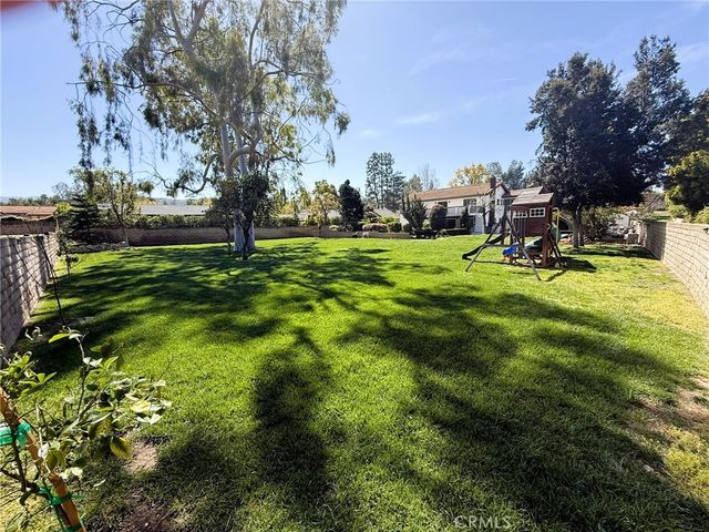 590 Bristol Avenue, Simi Valley, CA 93065