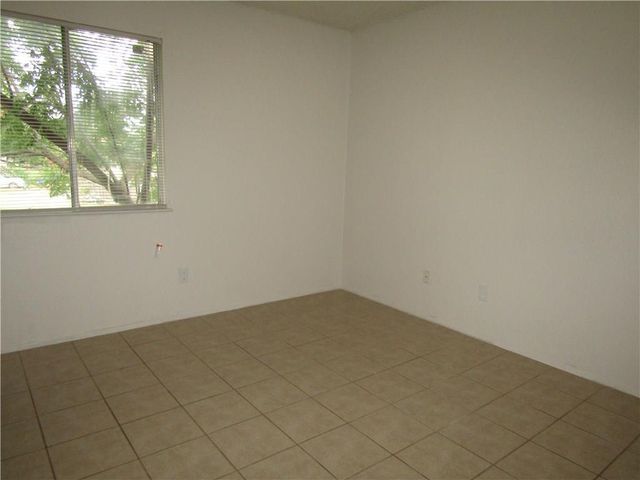 4910 Pepper LN D, Austin, TX 78744